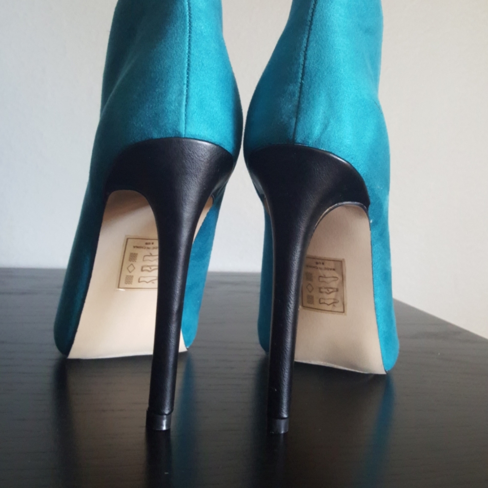 Shoe Dazzle, Teal Peep-Toe Booties, NWOB, Size 8 - Picture 5 of 6